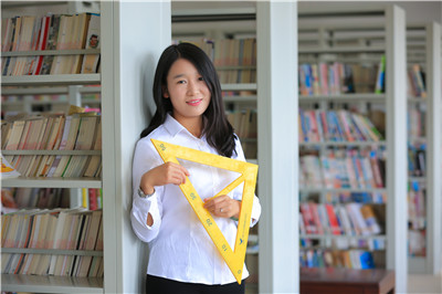 數(shù)學(xué)_馬賽飛