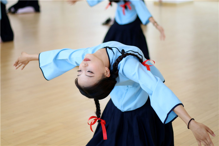 藝術(shù)殿堂 (5) 藝術(shù)殿堂 (5)