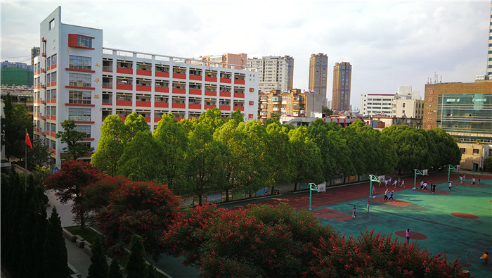 環(huán)城南路校區(qū)校園景觀