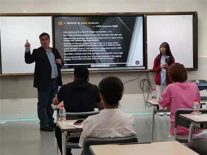 1898e48f6908bb27742eb488bf59037