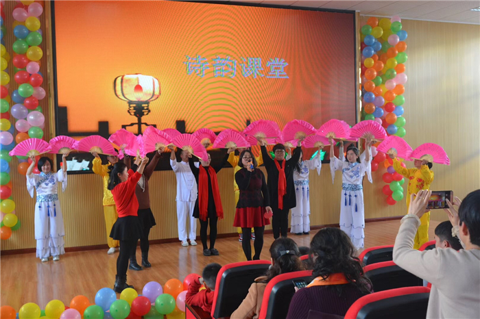 詩(shī)與藝術(shù) 詩(shī)與藝術(shù)