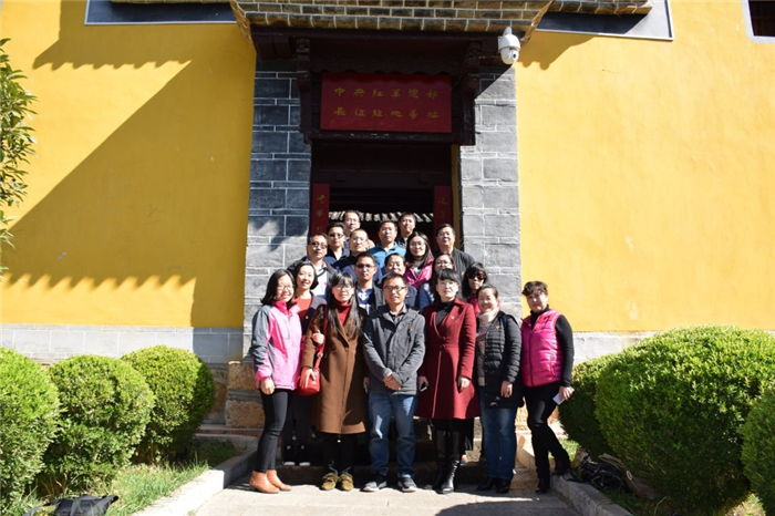 教師團(tuán)隊(duì)圖2 教師團(tuán)隊(duì)圖2