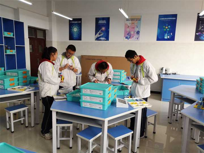 6-5-1 機器人課堂 6-5-1 機器人課堂