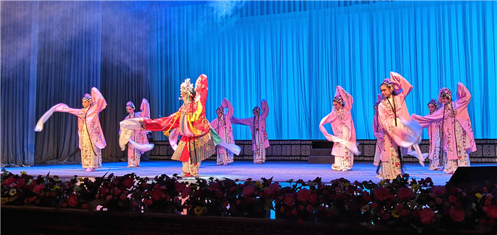 滇劇進(jìn)校園