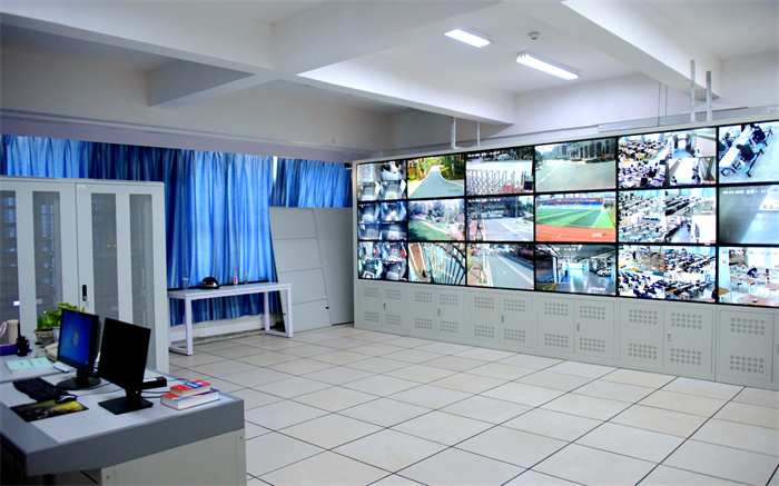 20監(jiān)控室