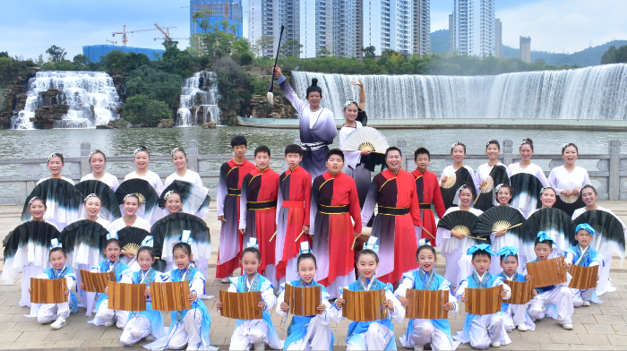 自編自演《合一歌）舞蹈