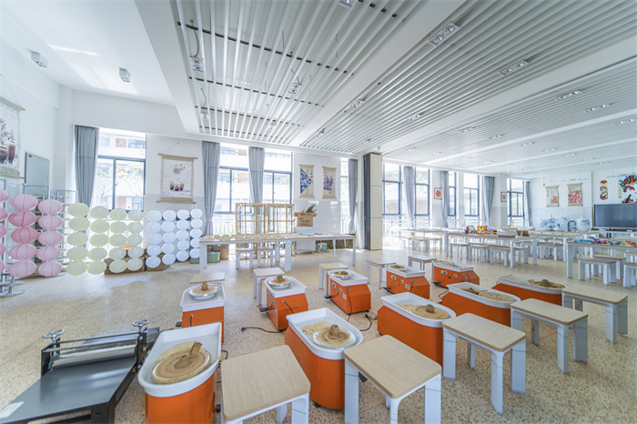 美術(shù)教室 美術(shù)教室