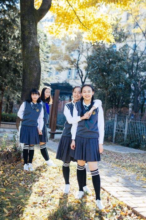 銀杏樹(shù)下 高2020級(jí)7班