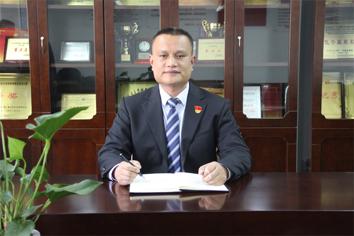 工作照1 工作照1