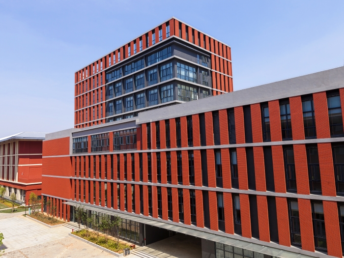 4 恢弘大氣的仁愛樓