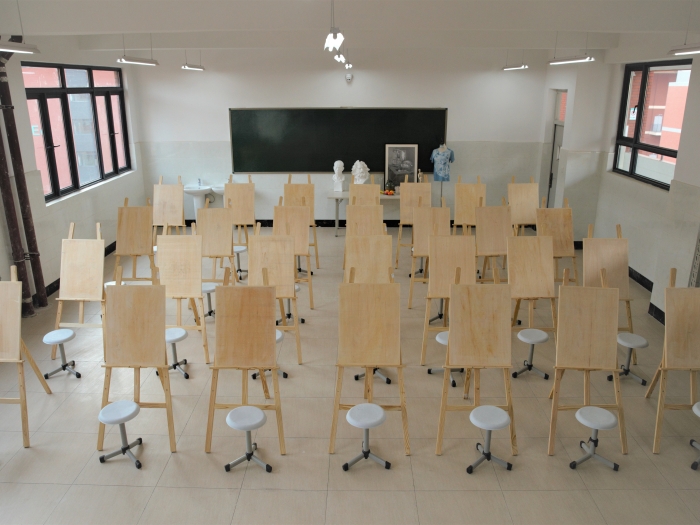 8 美術(shù)教室