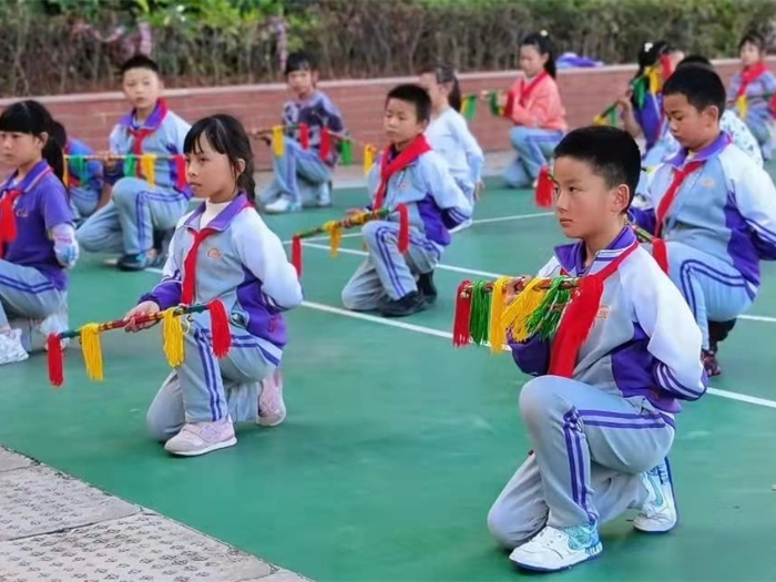 課后服務(wù)：霸王鞭