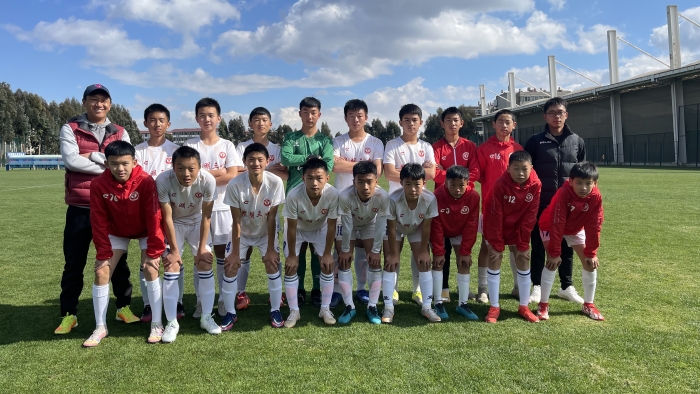 9 校足球隊(duì)參加比賽 9 校足球隊(duì)參加比賽