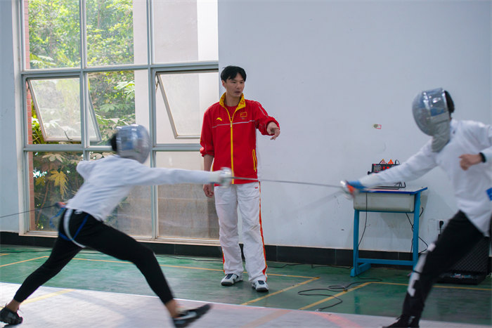 擊劍訓(xùn)練