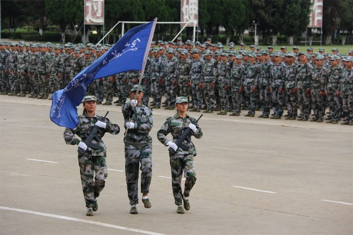 學(xué)生軍訓(xùn)風(fēng)采