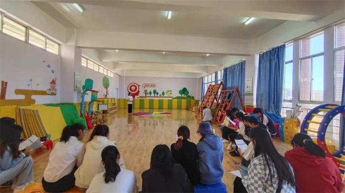 嬰幼兒早期發(fā)展綜合實訓(xùn) 嬰幼兒早期發(fā)展綜合實訓(xùn)