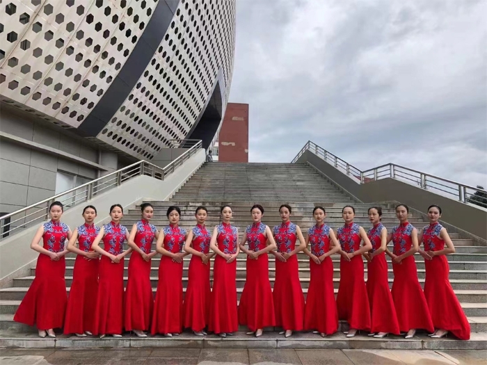 校團委大學(xué)生藝術(shù)團禮儀部