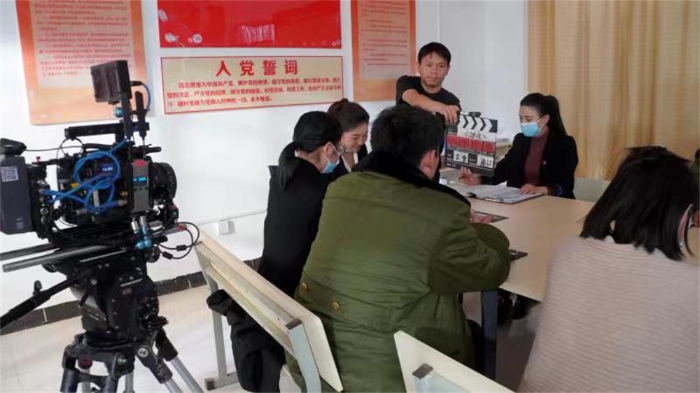 就業(yè) 就業(yè)