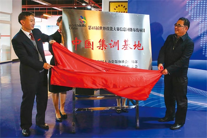 675b976a7daa61245cd996920a6f667