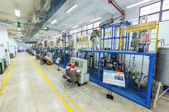 化工實(shí)訓(xùn)中心