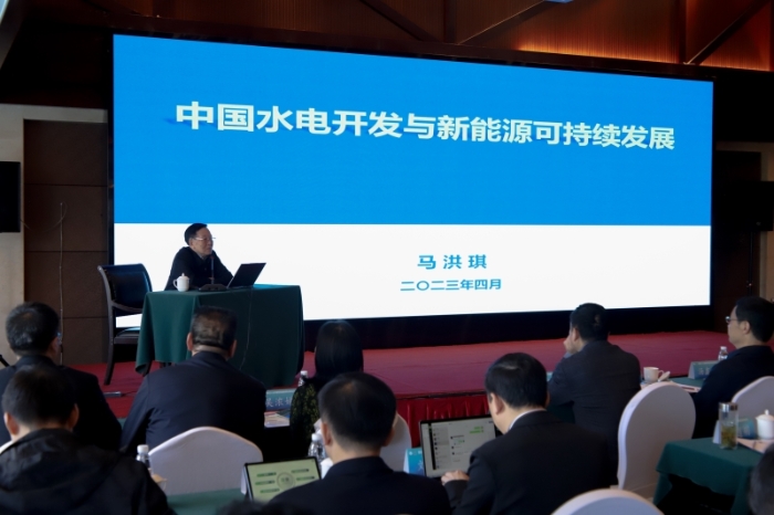 馬洪琪院士講座（添加教學(xué)團(tuán)隊(duì)）